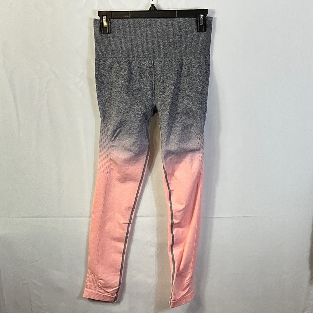 Gray and Pink Gradient Workout Leggings Size Large NWOT